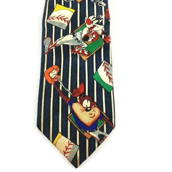 Looney Tunes Mania Men's Novelty Necktie: Baseball. Bugs, Daffy, Sylvester. 1992 - Picture 3 of 5